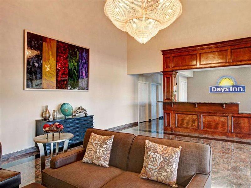 Days Inn & Suites By Wyndham Houston North - Spring Dış mekan fotoğraf
