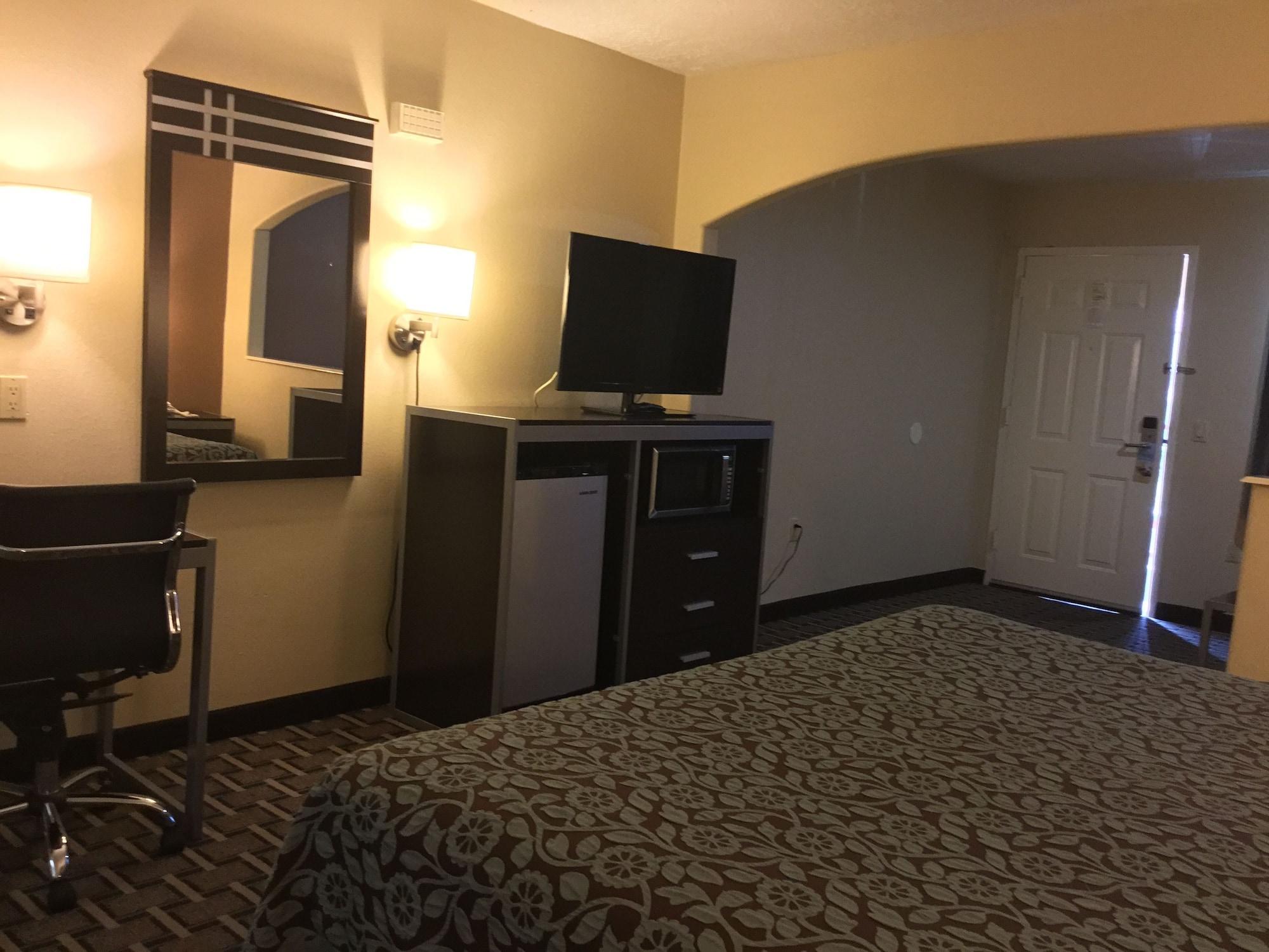 Days Inn & Suites By Wyndham Houston North - Spring Dış mekan fotoğraf