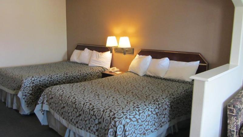 Days Inn & Suites By Wyndham Houston North - Spring Dış mekan fotoğraf